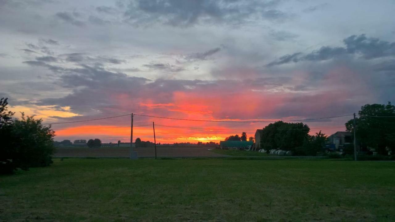 Agriturismo Cipolli e Podò Corte Carlini Mantova Esterno foto